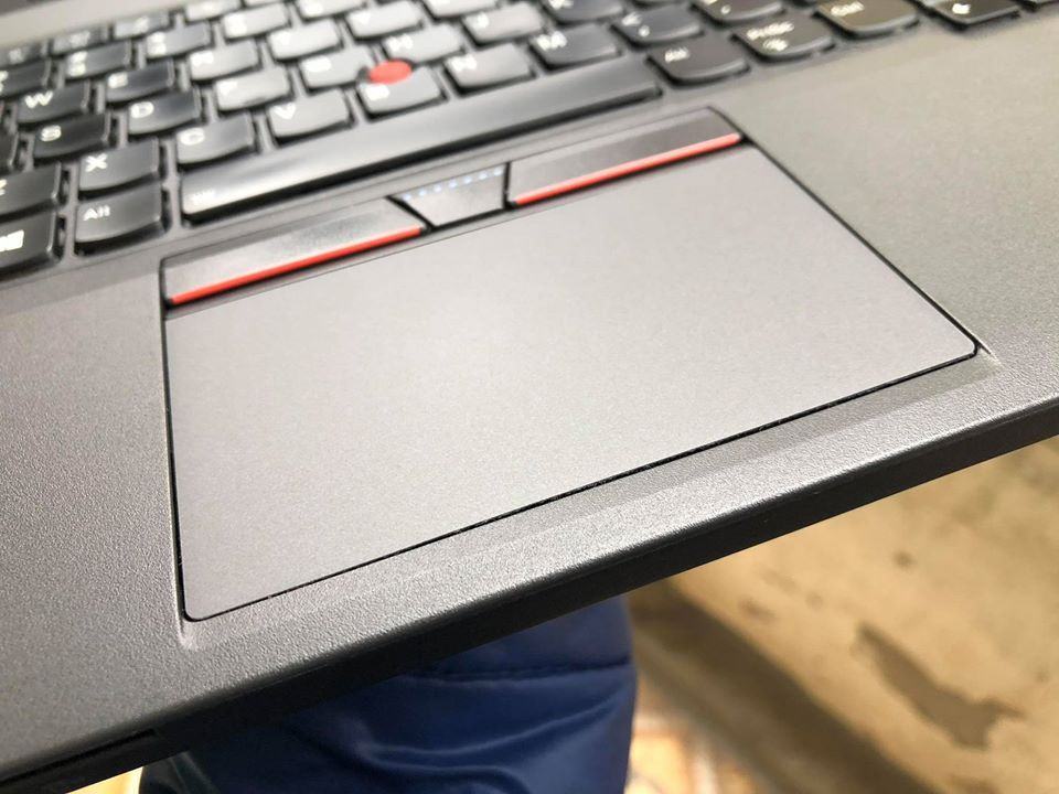   Đánh giá ThinkPad T470p- bàn phím đã cải thiện hơn - touchpad không bị lỗi vặt và đơ