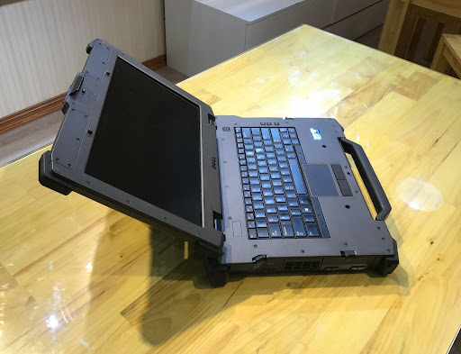 Laptop Dell XFR (full Rugged- Hạng nặng dành cho quân sự)