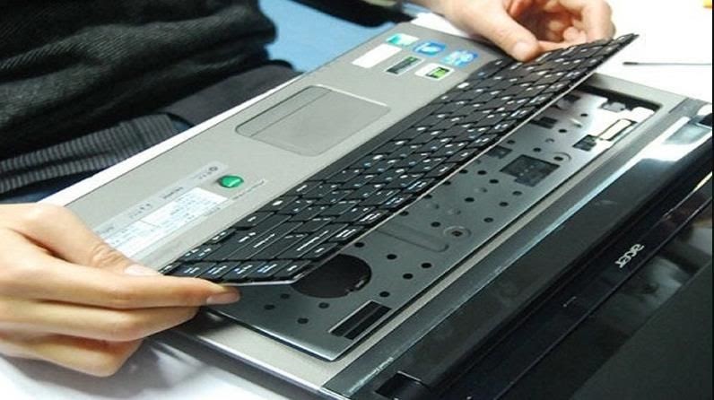 chi phí sửa bàn phím laptop phụ thuộc vào múc độ bàn phím lỗi nặng hay nhẹ