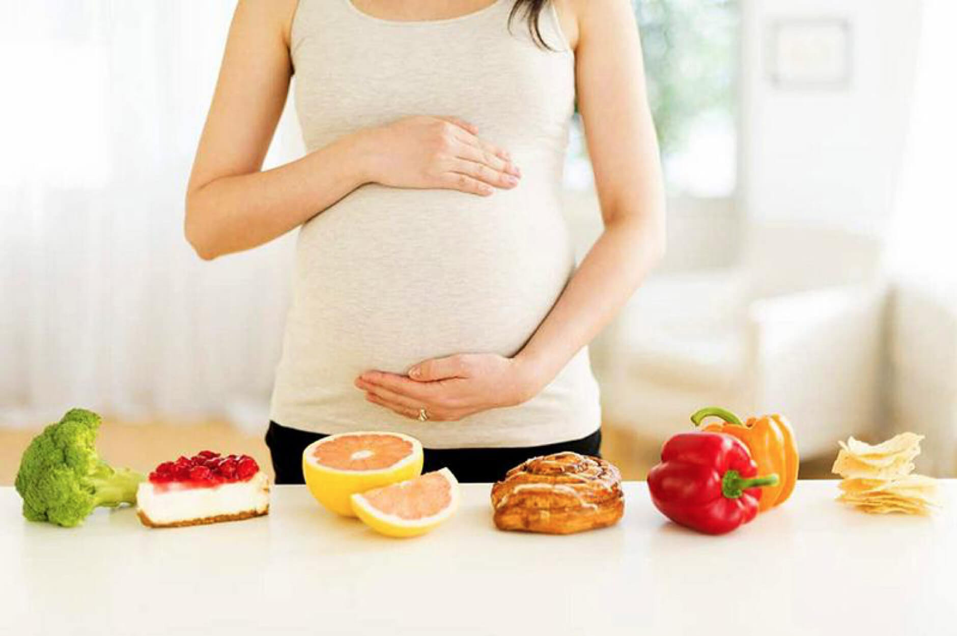 Hấp thu đủ dinh dưỡng khi mang thai mà không phải ăn thêm nhiều calorie