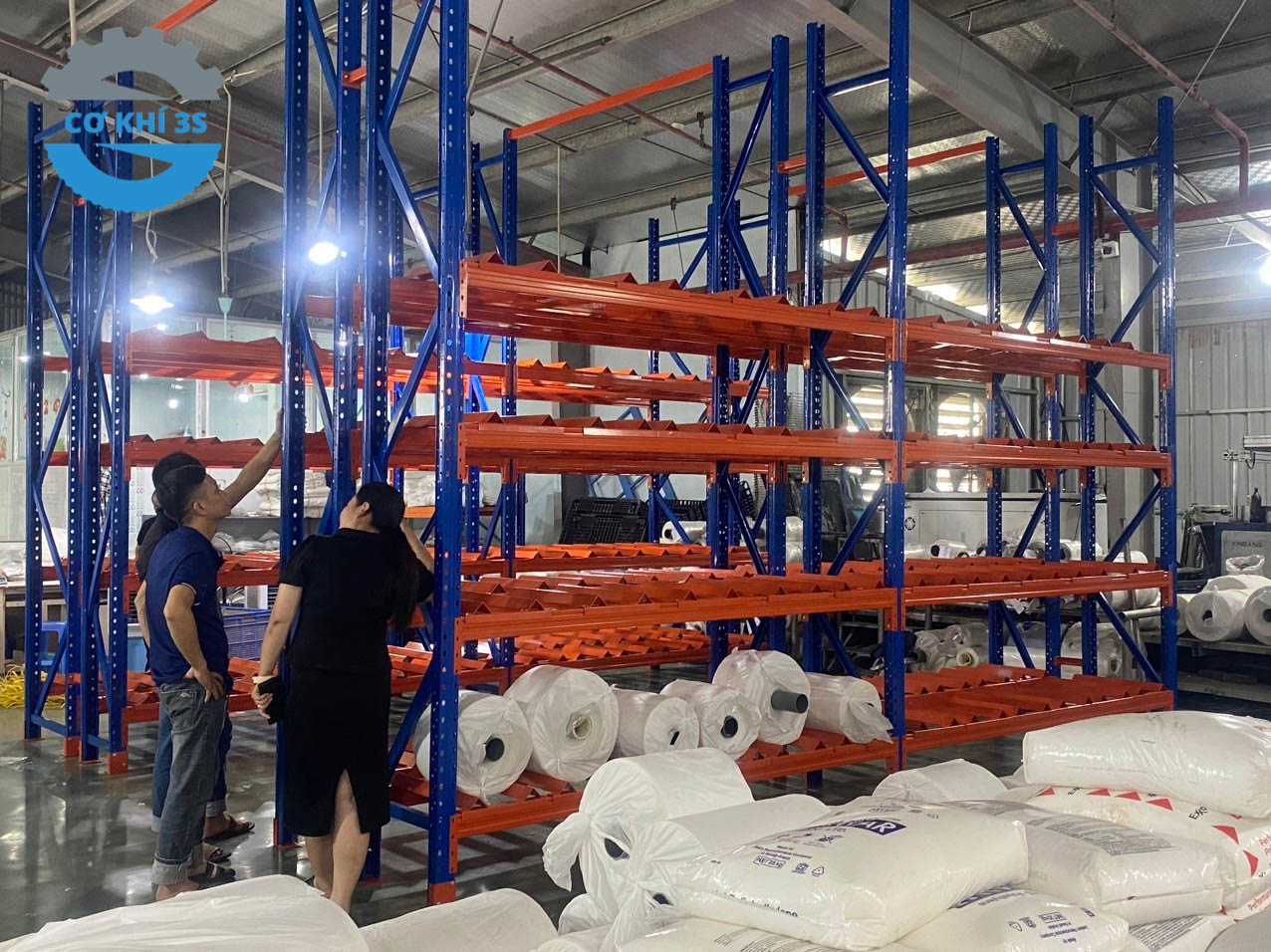 Lưu trữ giá để cuộn chỉ may bằng khung kệ selective