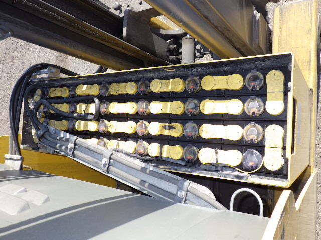 Bình ắc quy xe nâng điện có tuổi thọ bao lâu?