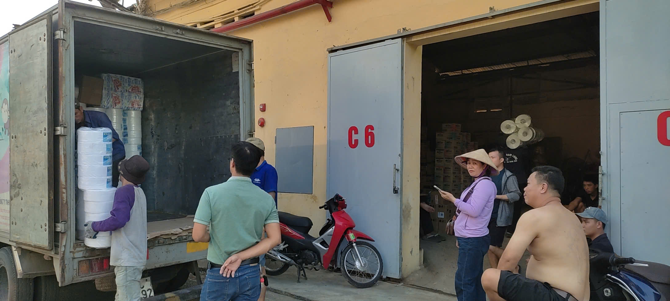 Khuyến mại gửi xe máy bằng tàu hoả từ 600k mới nhất