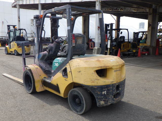 Xe nâng dầu có sức mạnh vượt trội