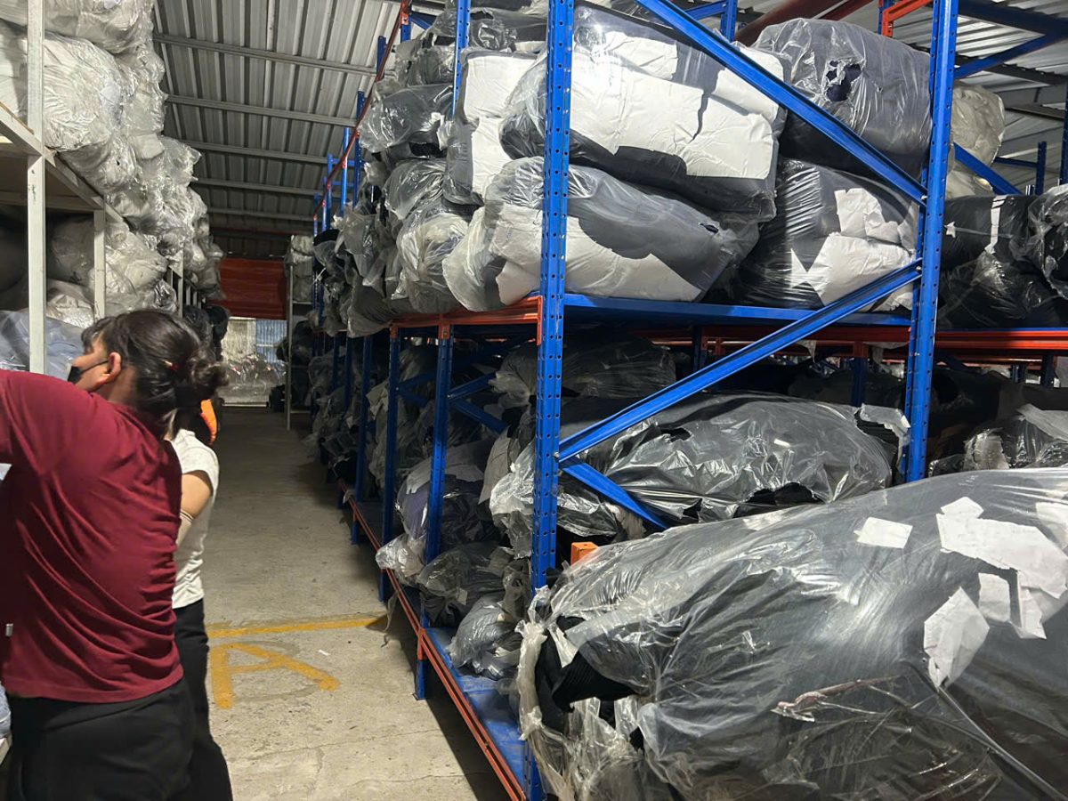 kệ trung tải đựng vải, kệ để vải cuộn, kệ kho vải, kệ trung tải 500kg tầng, kệ trung tải 1000kg tầng